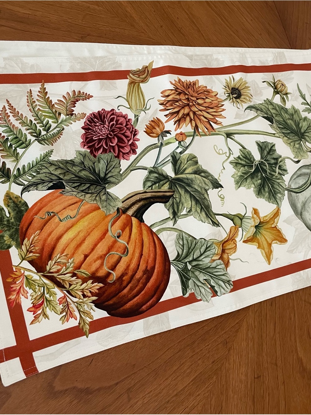 NWT Williams Sonoma Harvest Pumpkin Patch Table Runner 16" x 108" Fall Print - Picture 8 of 12